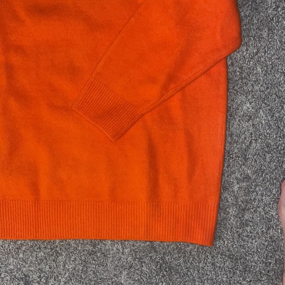 Zara orange Sweater - Picture 3 of 3